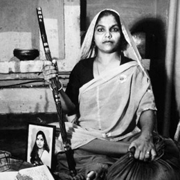 Shanti 2, Dakshinpuri (Seven Lives and a Dream: Feminist portraits 1990)                                                                                                                                
