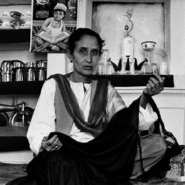 Shahjahan Apa, Nangloi, Delhi (Seven Lives and a Dream: Feminist portraits 1990)                                                                                                                        