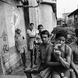 Workers taking a break, Tangra, Calcutta                                                                                                                                                                
